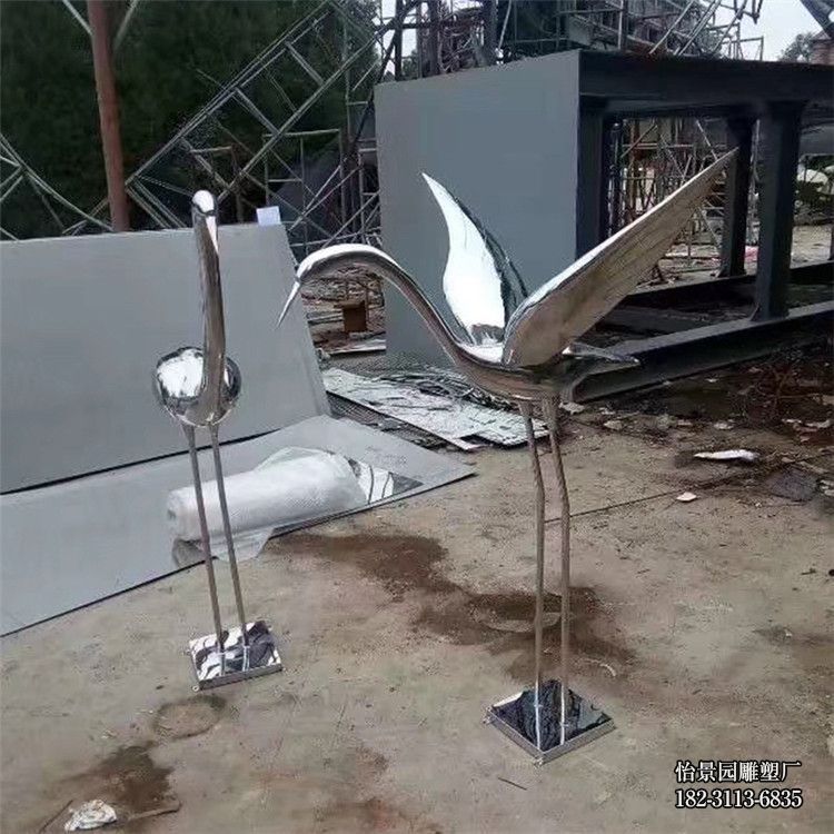 不锈钢镜面仙鹤雕塑,酒店房地产售楼部户外不锈钢动物小品摆件 不锈钢镜面仙鹤雕塑,酒店房地产售楼部户外不锈钢动物小品摆件
