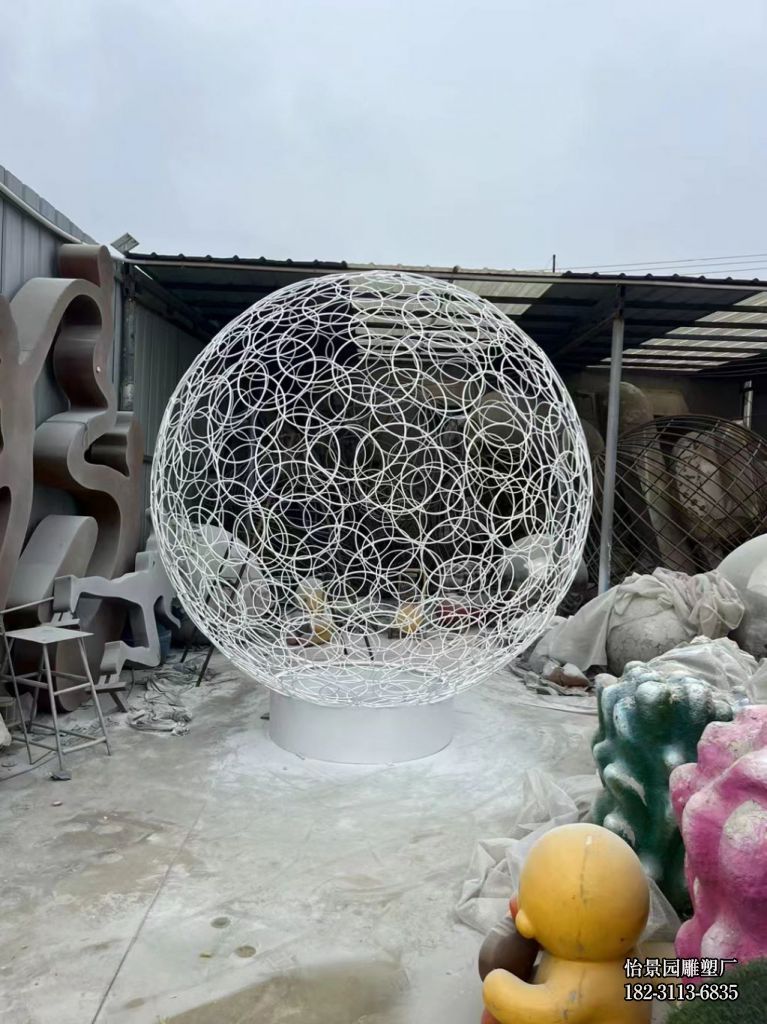 不锈钢镂空圆球雕塑，城市广场公园园林不锈钢球形小品摆件