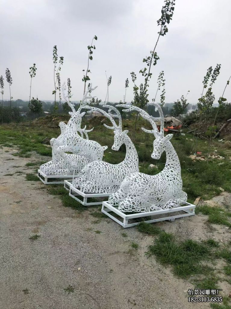 不锈钢字母镂空鹿雕塑,园林房地产售楼部水景不锈钢镂空鹿雕塑