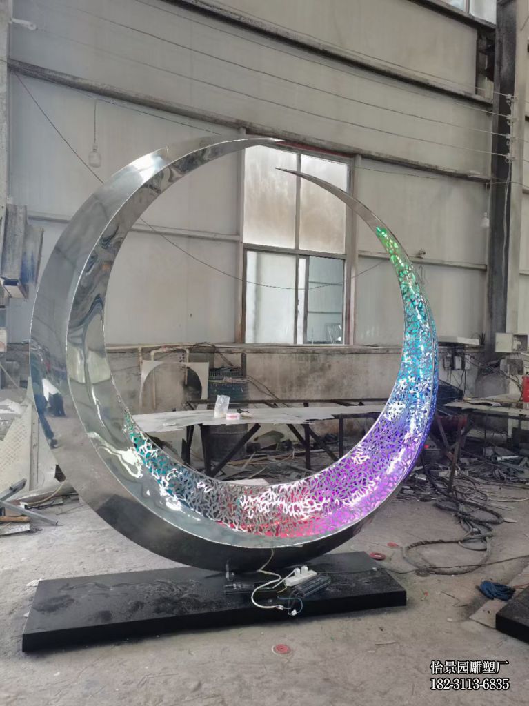 不锈钢几何发光月亮小品摆件,广场景区售楼部水景公园小区不锈钢月亮雕塑厂家定制 不锈钢几何发光月亮小品摆件,广场景区售楼部水景公园小区不锈钢月亮雕塑厂家定制